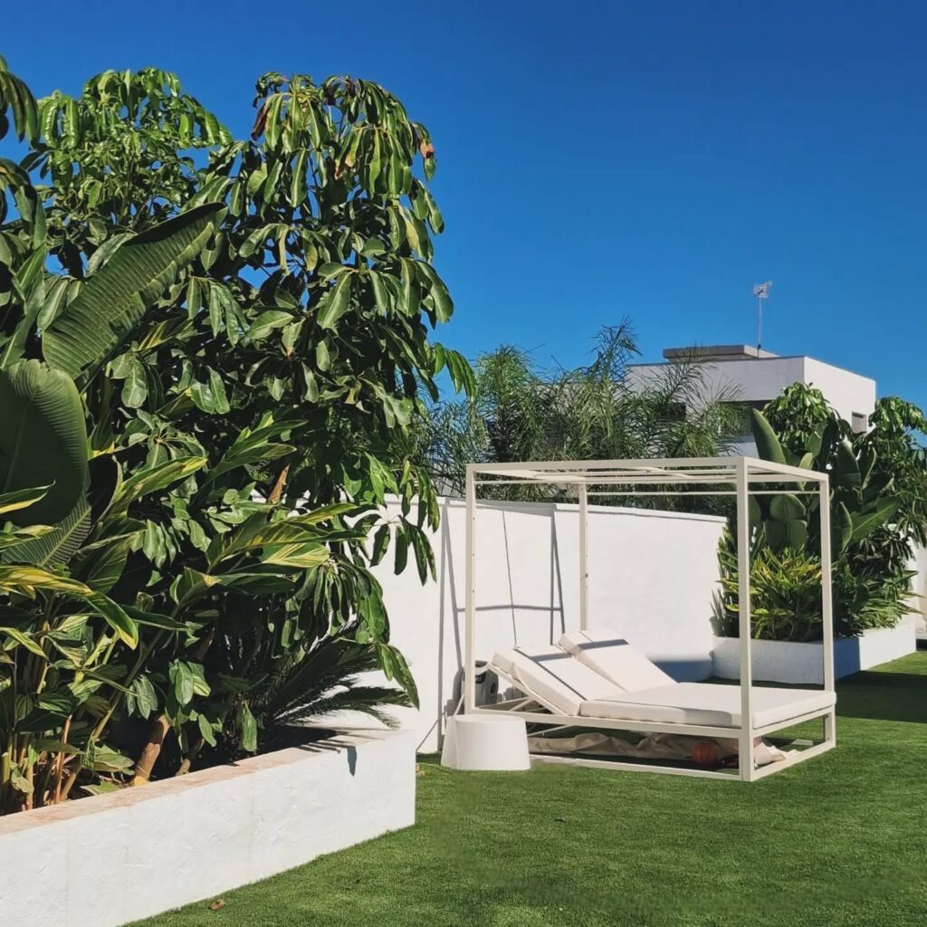 Instagram post from florisimo.jardines. This post is in position 3.